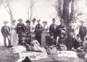 Sunday School teachers' picnic, 1889