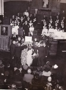 Service commemorating the burning of the mortgage, 24 March 1944