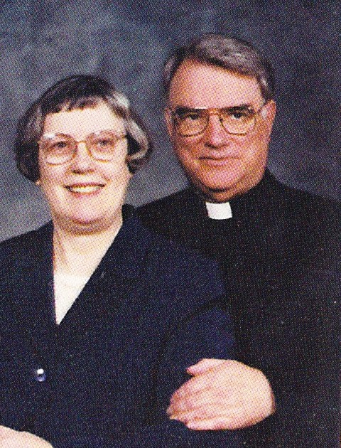 Pastor Ingthor Isfeld, pastor from 1988-2000 , and his wife Gunnur